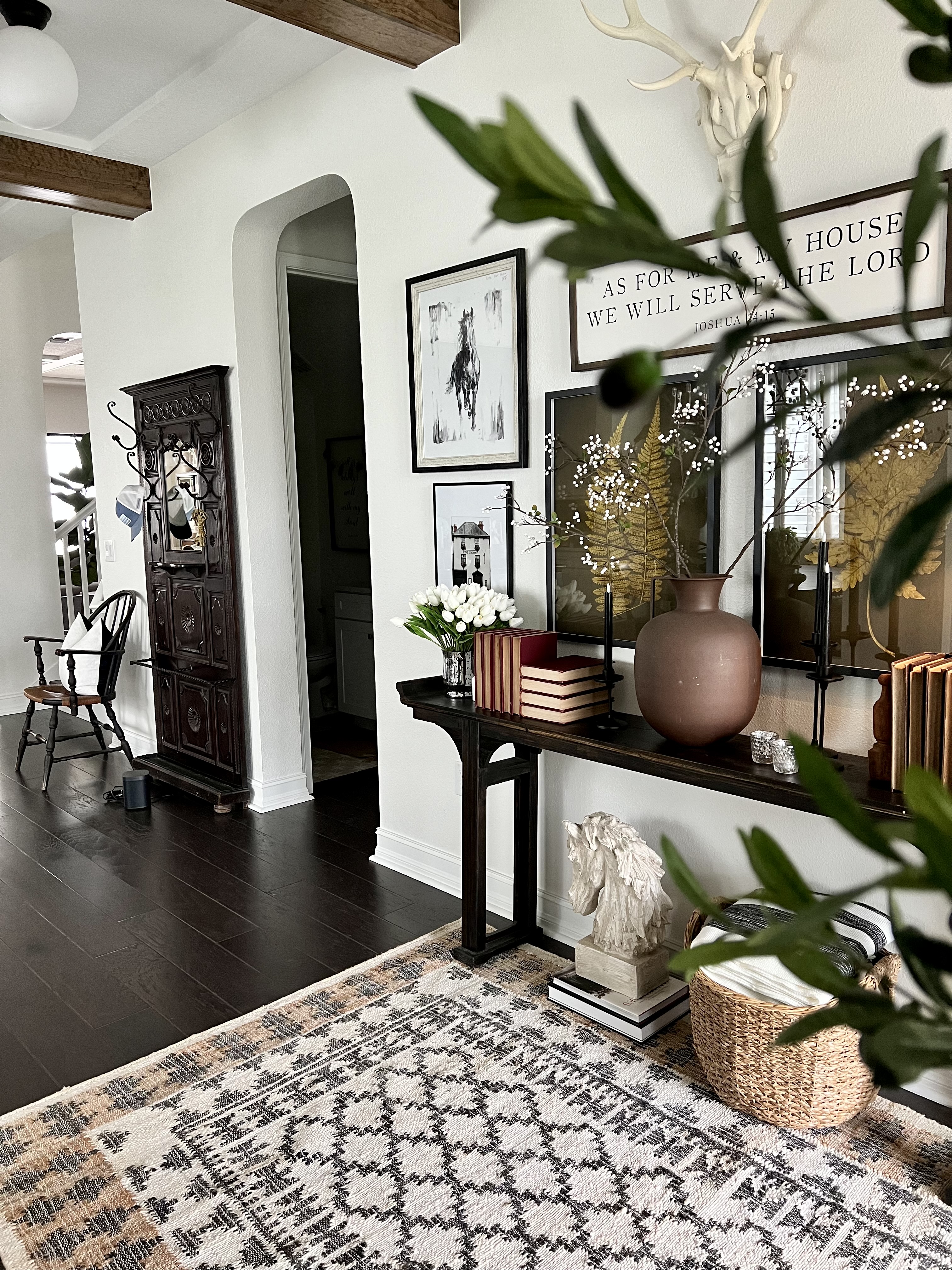 Making an Entrance – Grey & Grace Design
